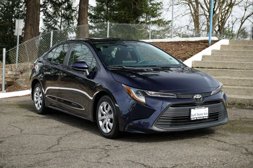 2023 Toyota Corolla, photographed for the Eureio catalogue